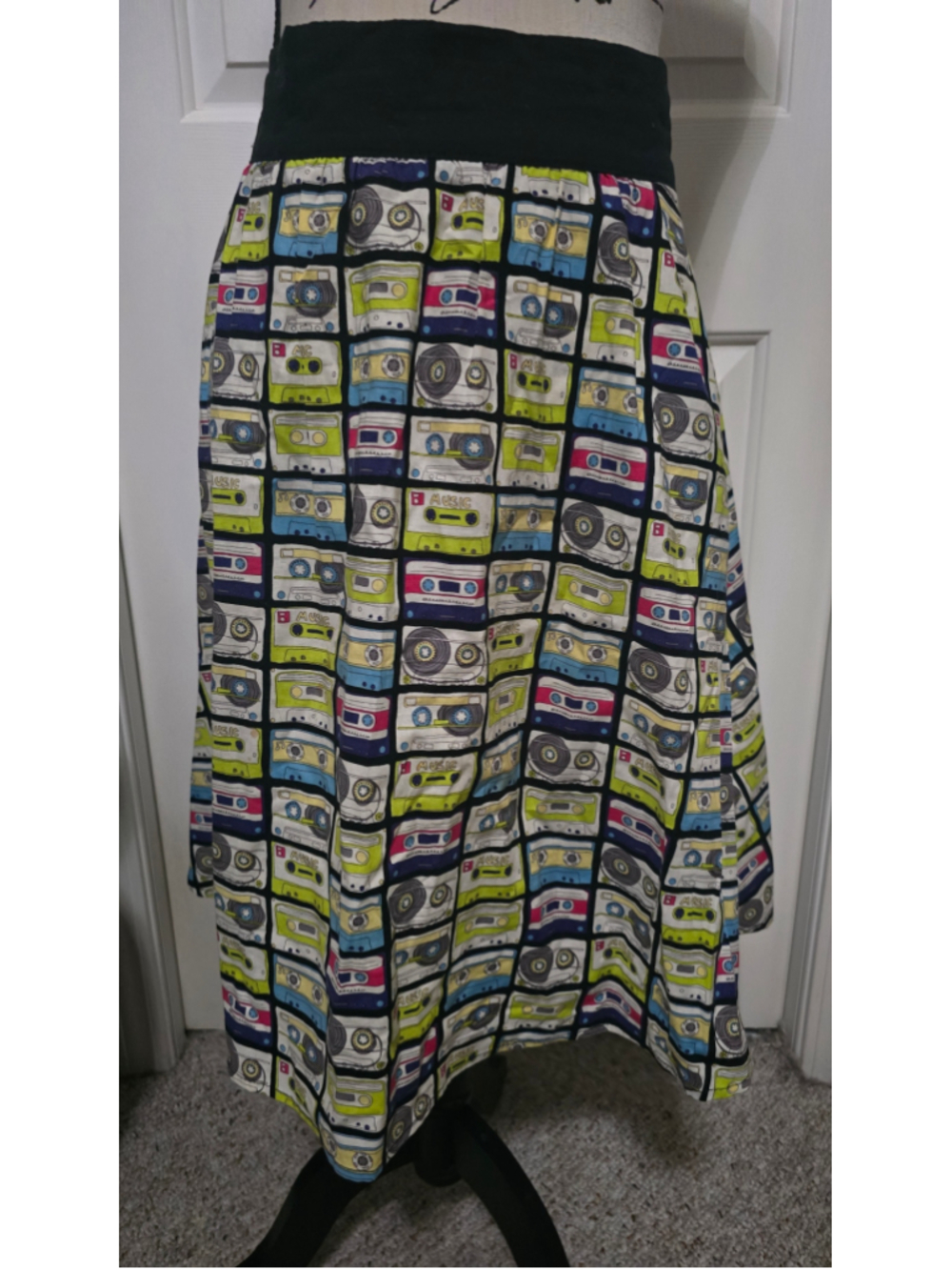 Retrolicious 80's Mixed Tape Skirt EUC Size XL